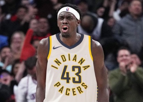 功过各半！西亚卡姆23分9助攻7差错，正负值-10