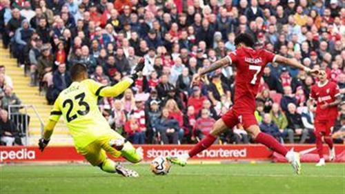 圣吉卢瓦 vs 利物浦